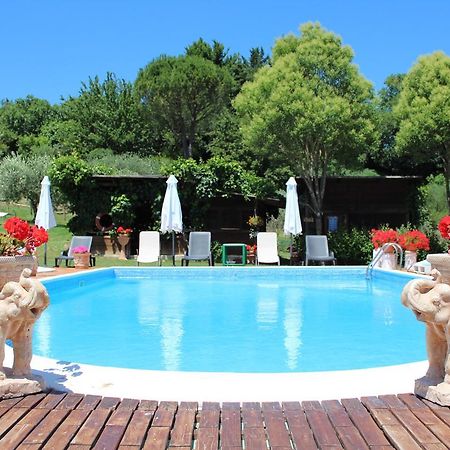Poggio Paradiso Apartments Mengara Exterior photo